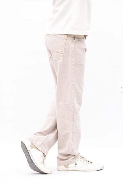 CREAM JEANS